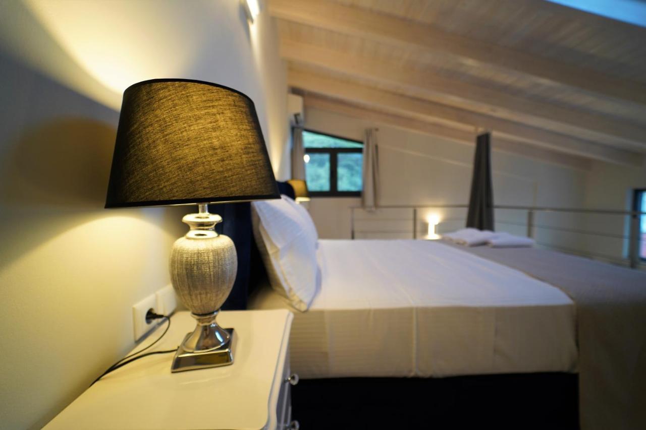 Moonlight Suites Parga Exterior foto